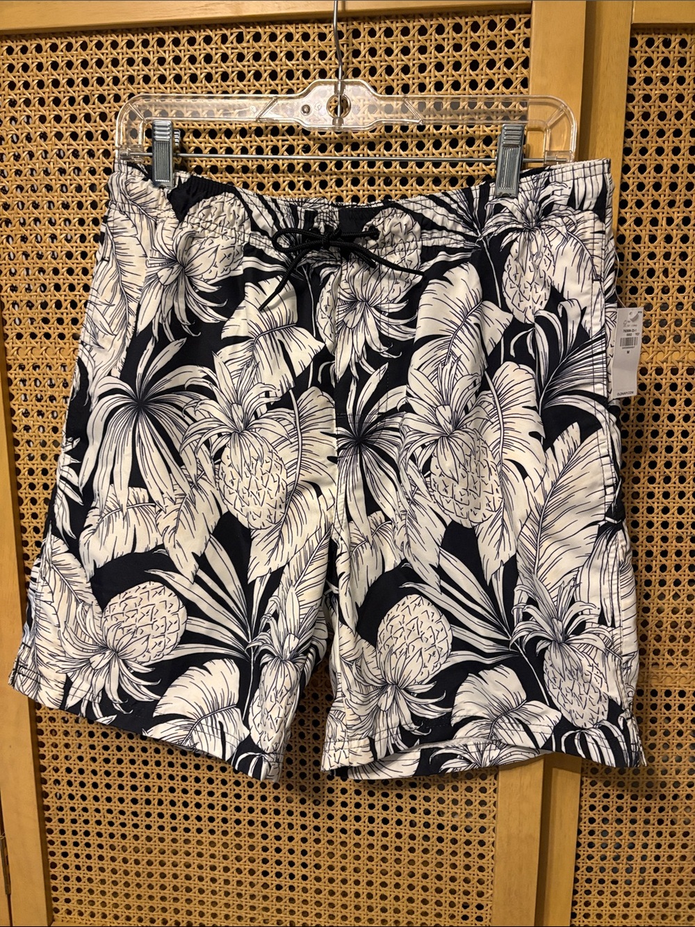 NWT old navy men’s pineapple palm swim trucks M